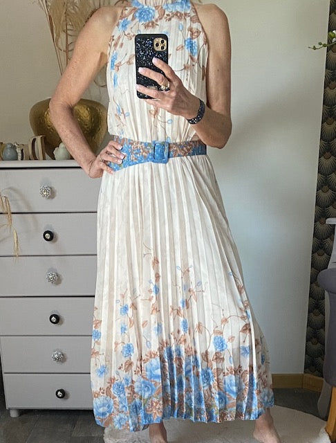 ROBE EVENEMENT BLEUE 36/42 petit 44
