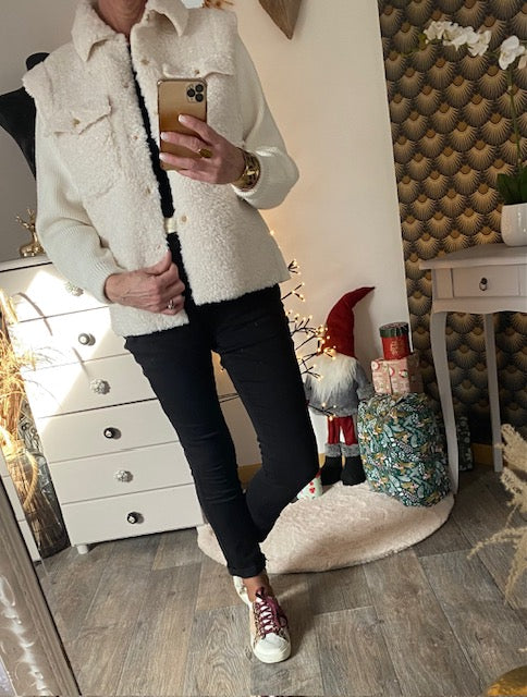 VESTE PILOU ECRU TAILLE S OUM