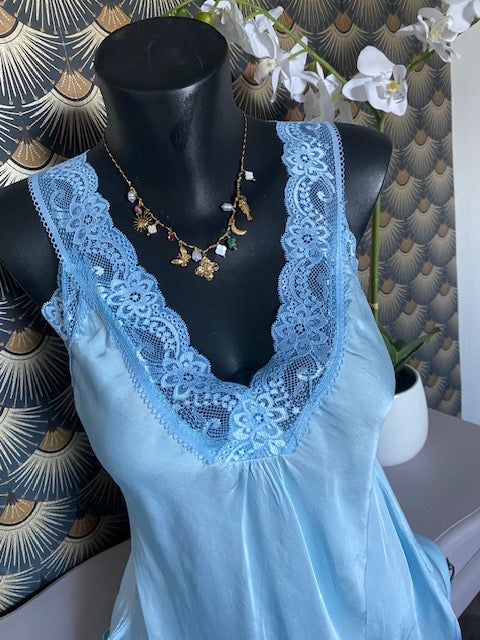TOP DENTELLE STEFY BLEU 36/42 petit 44