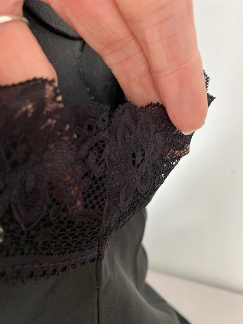 TOP DENTELLE NOIR 36/42