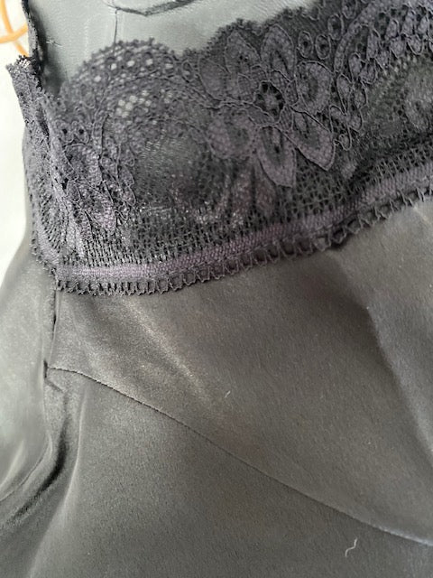 TOP DENTELLE NOIR 36/42