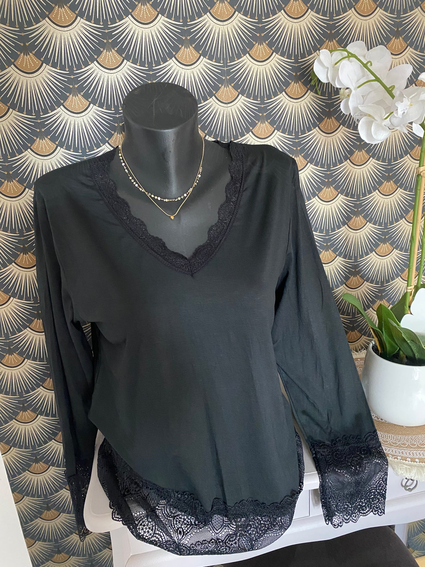 TOP DENTELLE 3 NOIR TU 38/40 A 48
