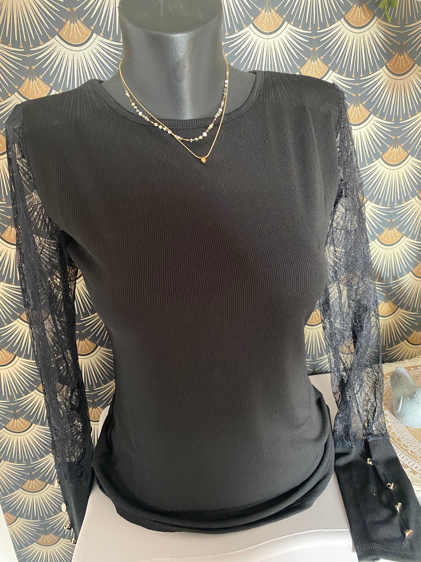 TOP DENTELLE 2 TAILLES: S/M/L/XL/XXL