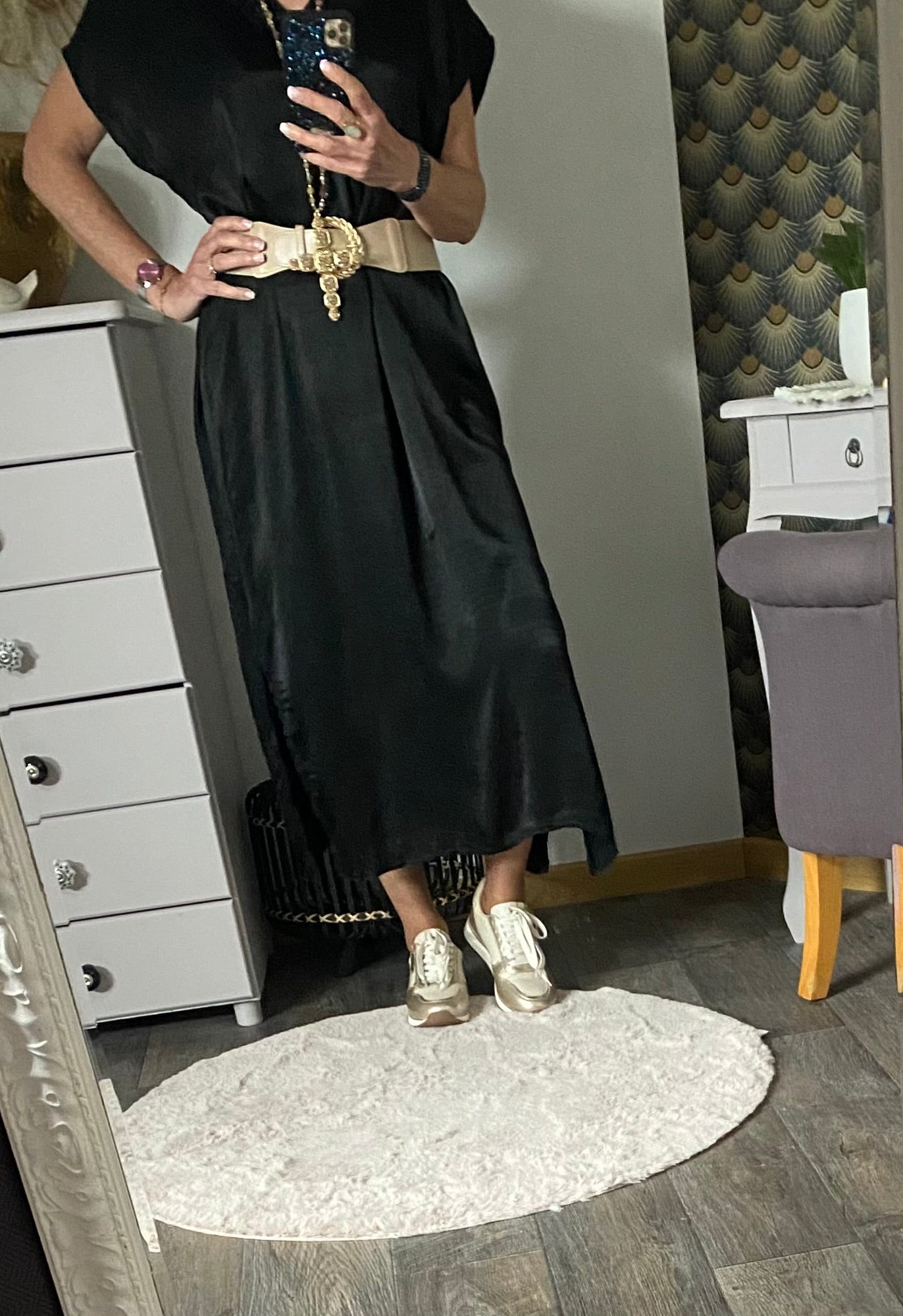 ROBE SOIE NOIRE 40/44 petit 46