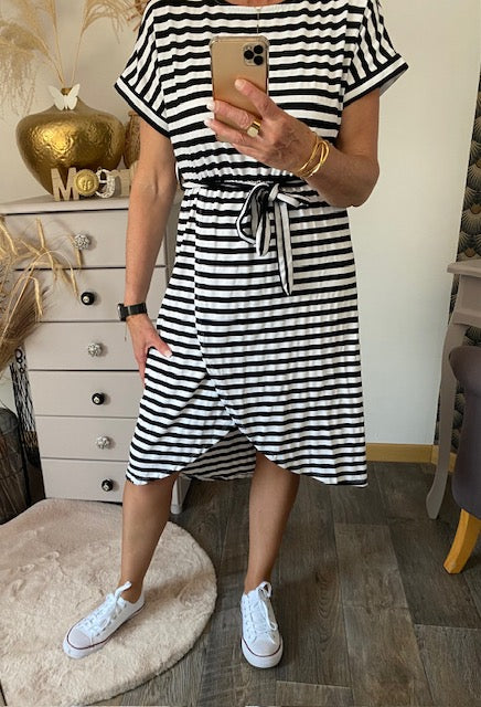 ROBE MARINIERE NOIRE ET BLANCHE S, M, L