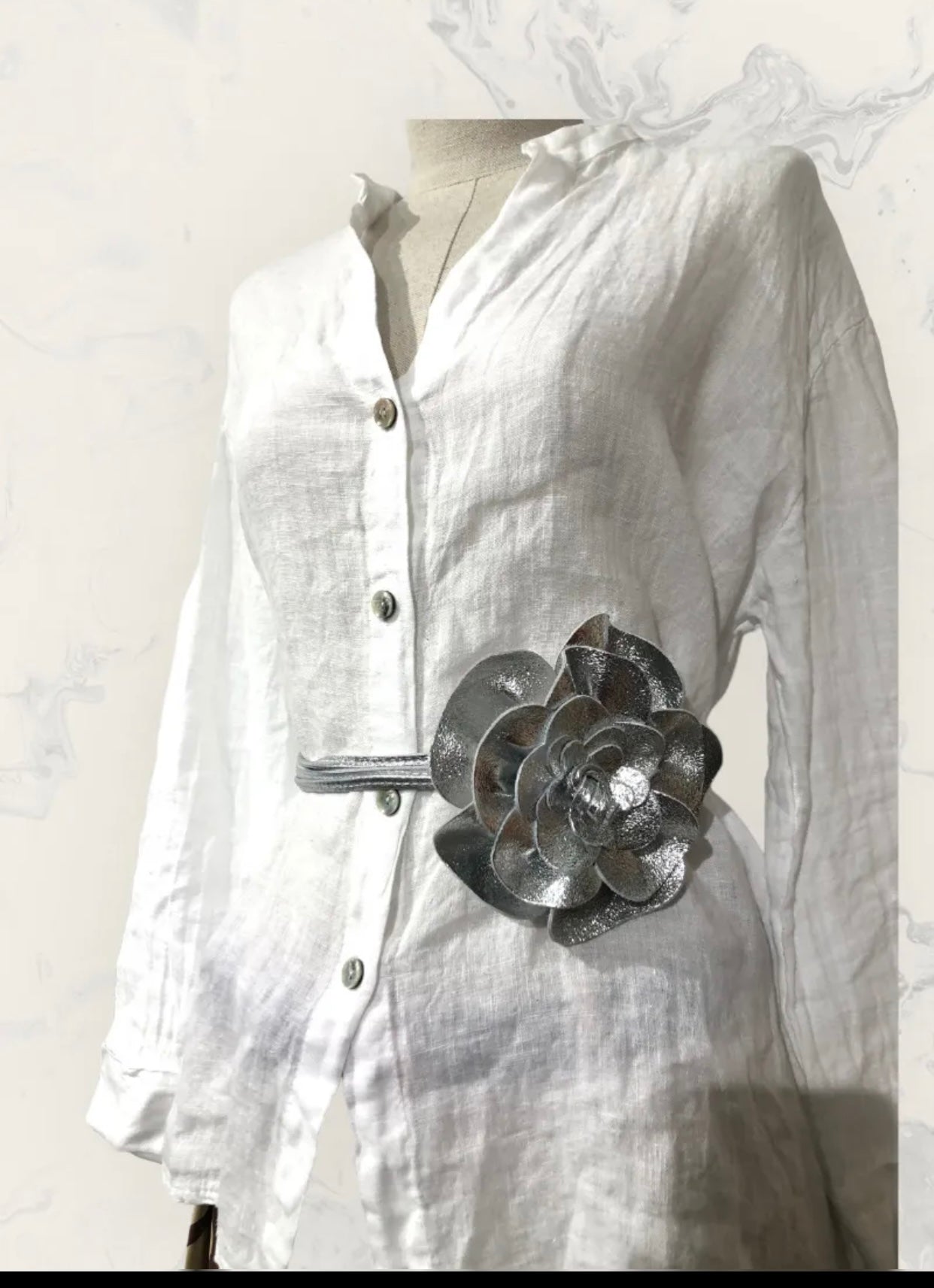 CEINTURE CUIR FLEUR ARGENT