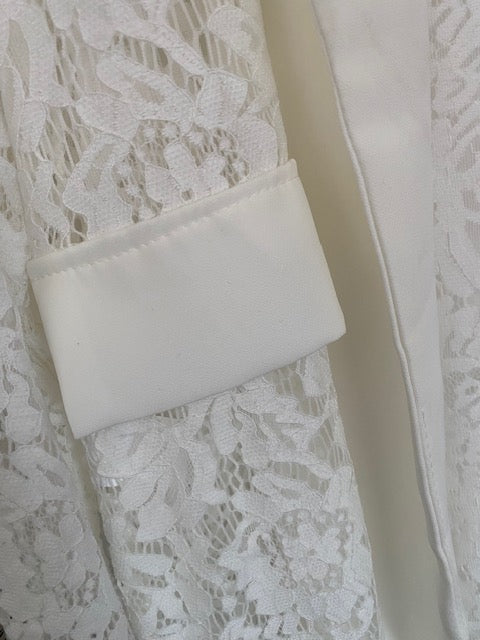 VESTE DENTELLE 42/44