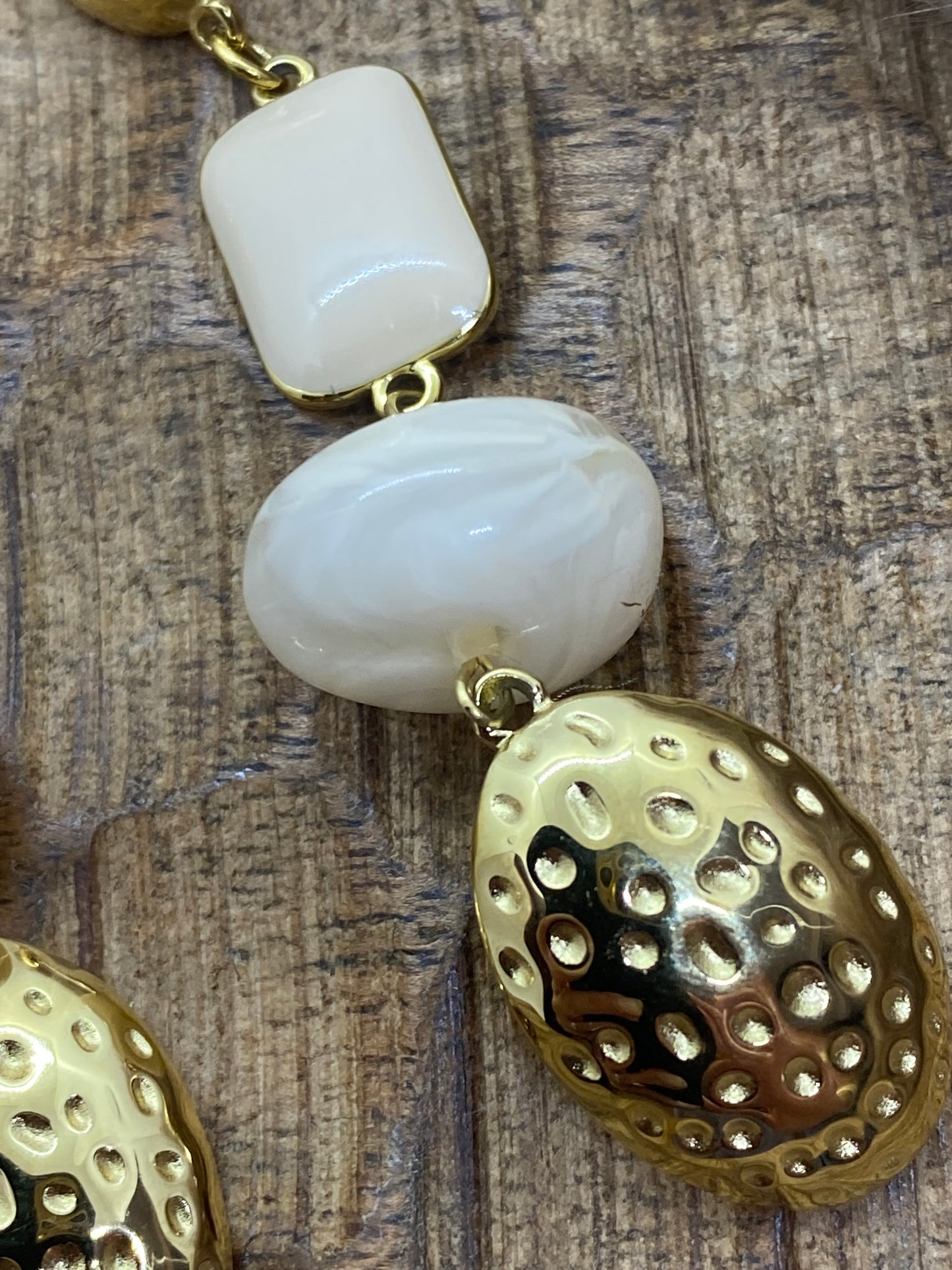BOUCLES D'OREILLES AGLAE  ECRU  EMAIL ET ACIER INOXYDABLE