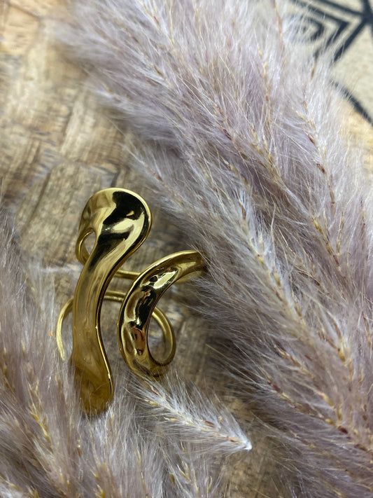 BAGUE LARGE OUVERTE ET MARTELEE  ACIER INOXYDABLE
