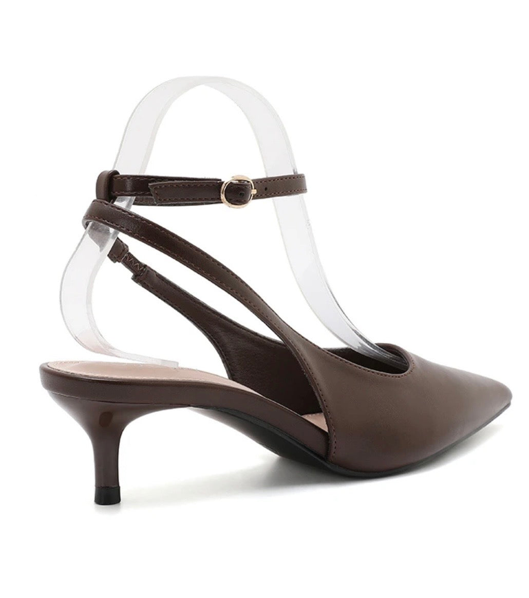 ESCARPINS A BRIDE CHOCO  POINTURES 36/37/38/39/40/41