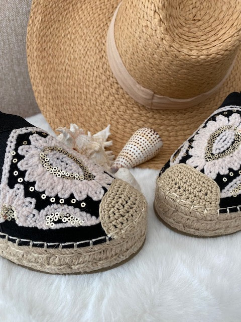 ESPADRILLES NOIRES   36/37/38/39/40/41