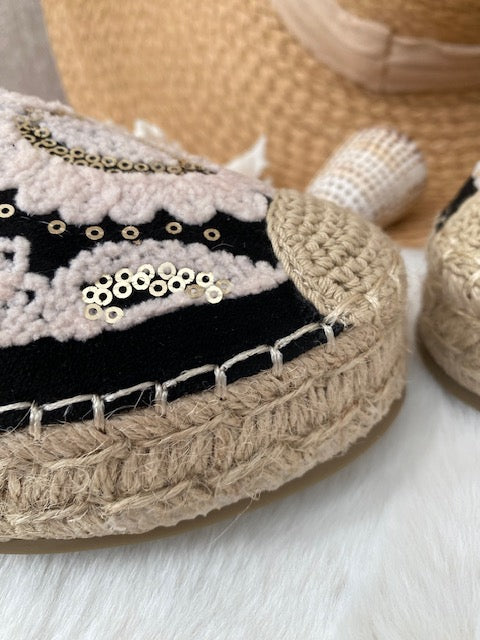 ESPADRILLES NOIRES   36/37/38/39/40/41