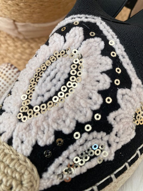 ESPADRILLES NOIRES   36/37/38/39/40/41