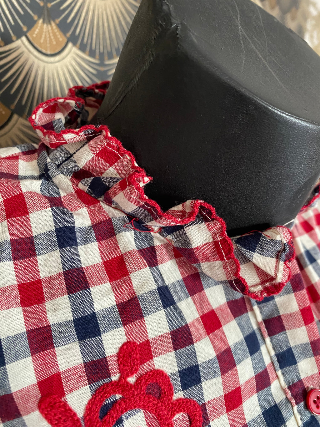CHEMISE JULIE BRODERIES ROUGE  TAILLES : S/M OU M/L