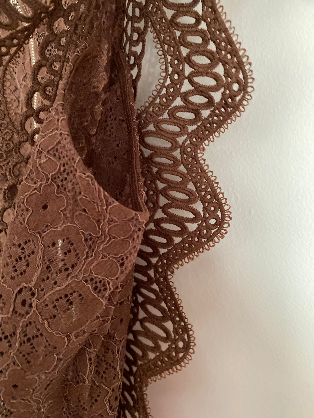 TOP AMANDA  CHOCO FONCE TAILLES : S/M/L