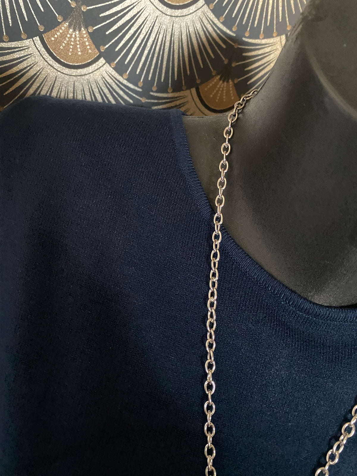 PULL MADIE  BLEU MARINE   TAILLE S/M OU L/XL