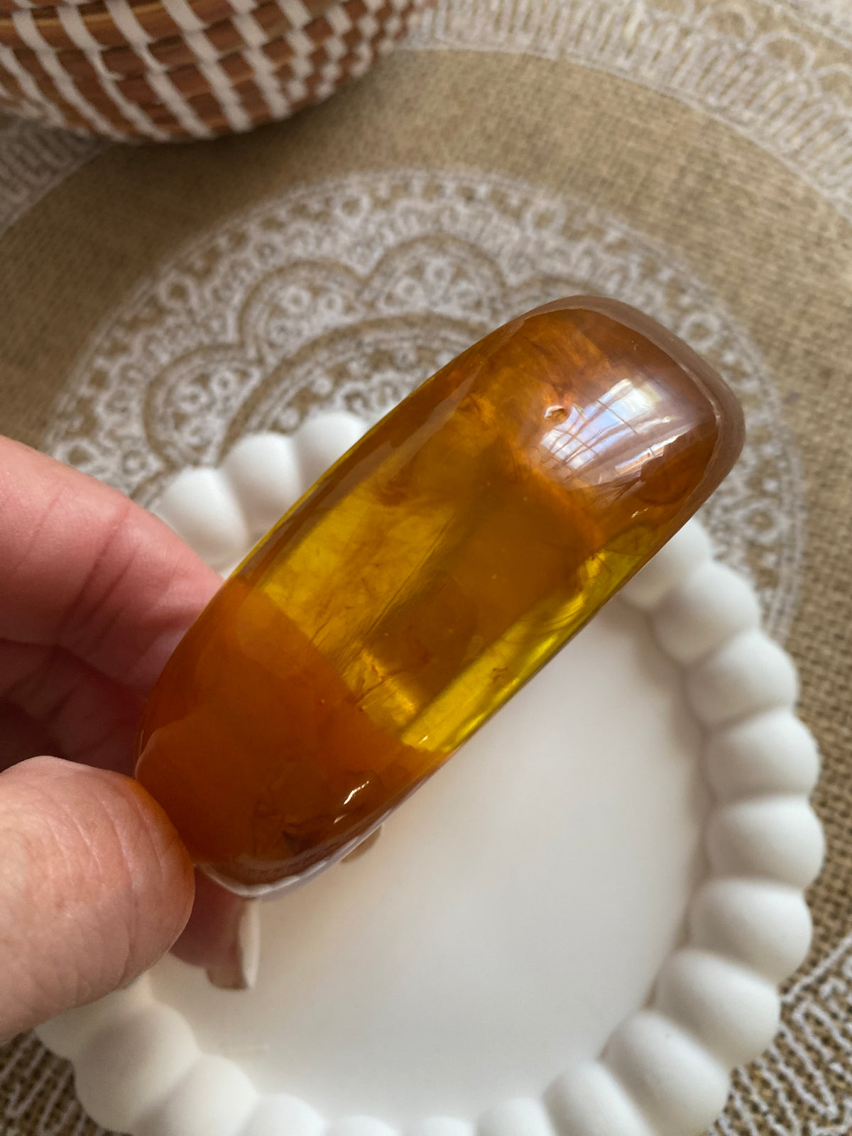 BRACELET ROND RESINE AMBRE