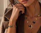 BRACELET BRELOQUES COEURS LEOPARD ET COEURS NOIRS