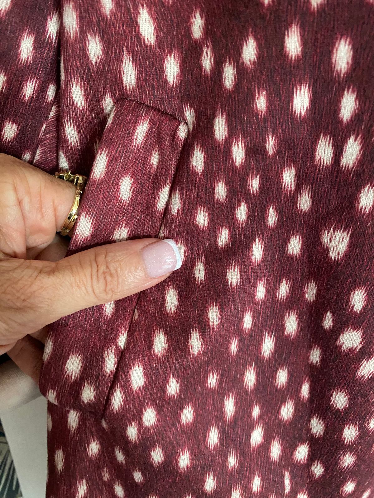 VESTE MI LONGUE SUEDINE IMPRIME BICHE  BORDEAUX TU 36/44