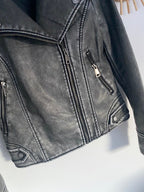 VESTE SIMILI CUIR GRISE    TAILLE:   S