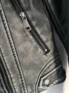 VESTE SIMILI CUIR GRISE    TAILLE:   S