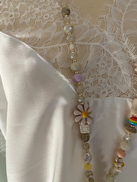 COLLIER SAUTOIR BOHEME PAQUERETTE BEIGE