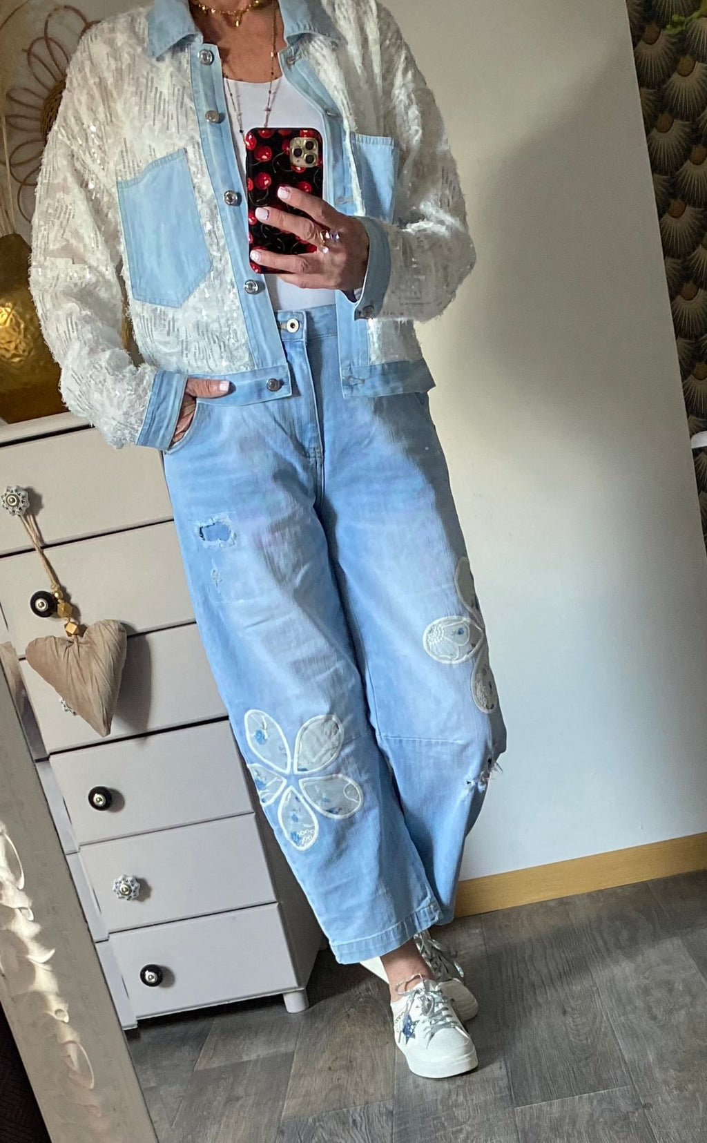 PANTALON JEAN FLEURS CARLA  TAILLES :S