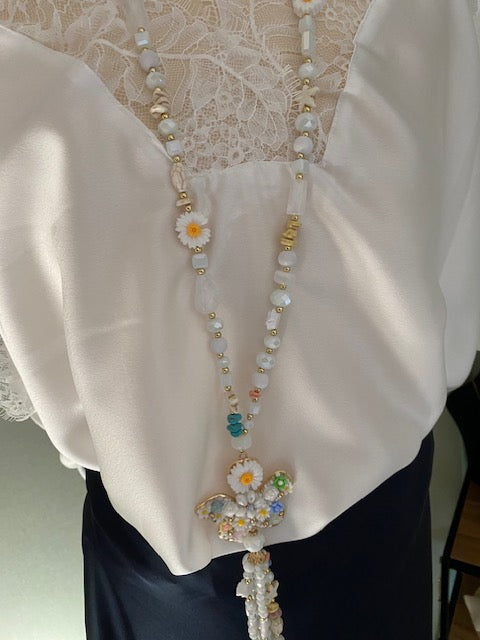 COLLIER SAUTOIR BOHEME PAPILLON BLANC