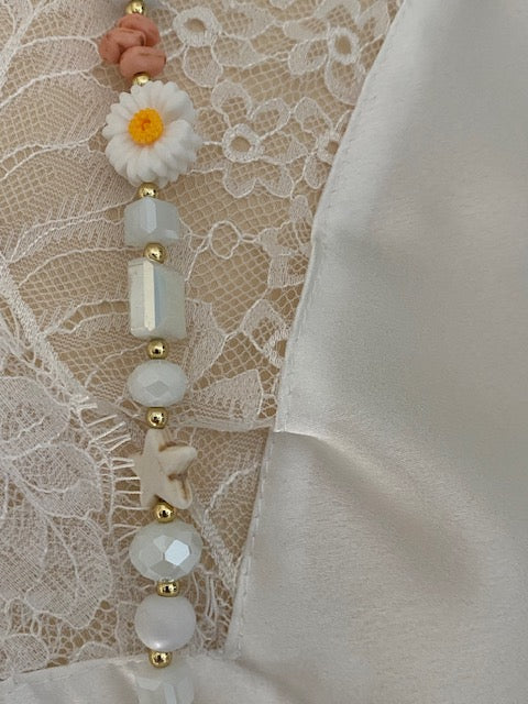 COLLIER SAUTOIR BOHEME PAPILLON BLANC