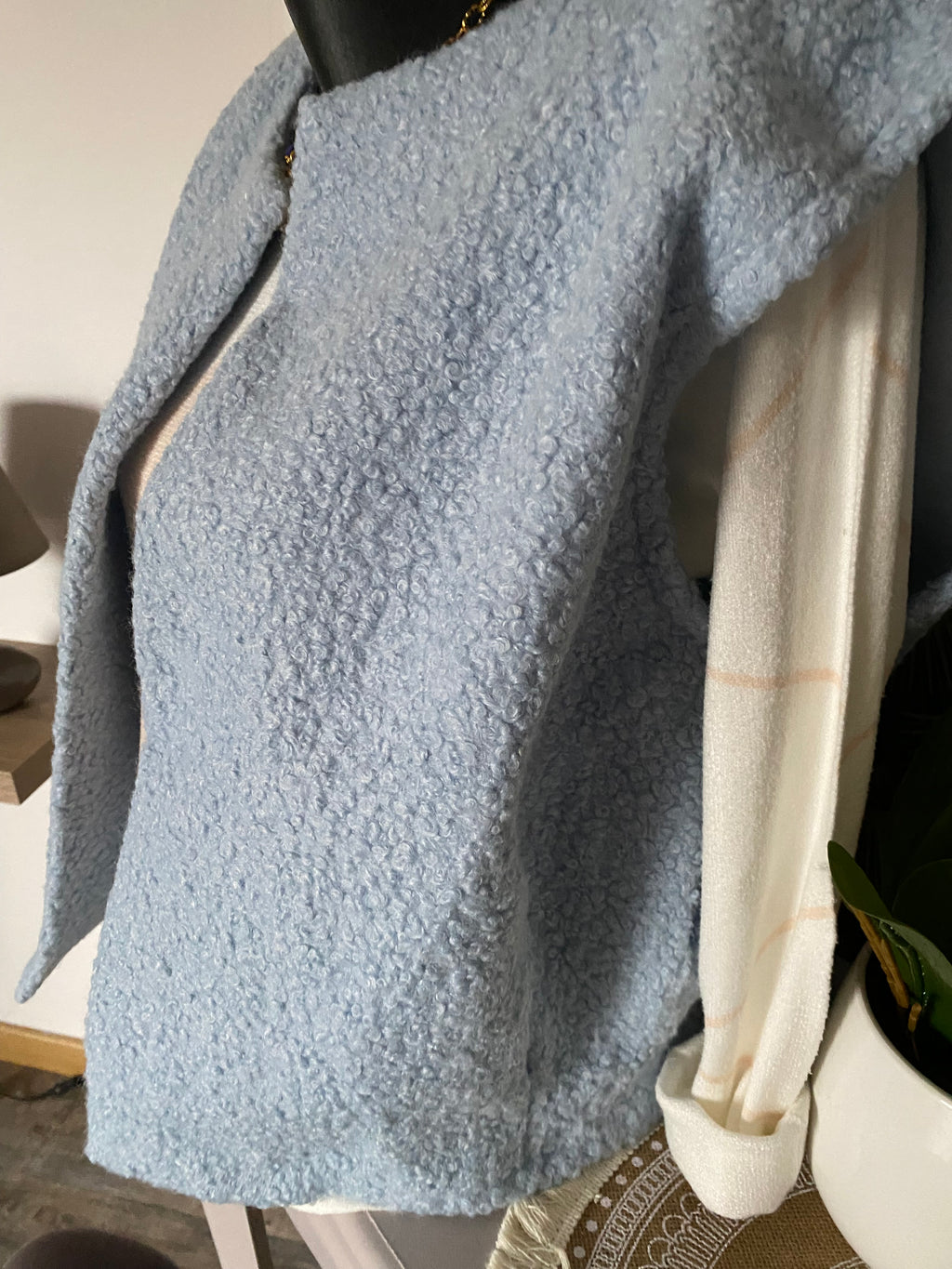 GILET BLEU BOUCLETTE   TU 40/46