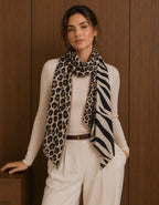 FOULARD 8 IMPRIME ZEBRE NOIR  100% VISCOSE