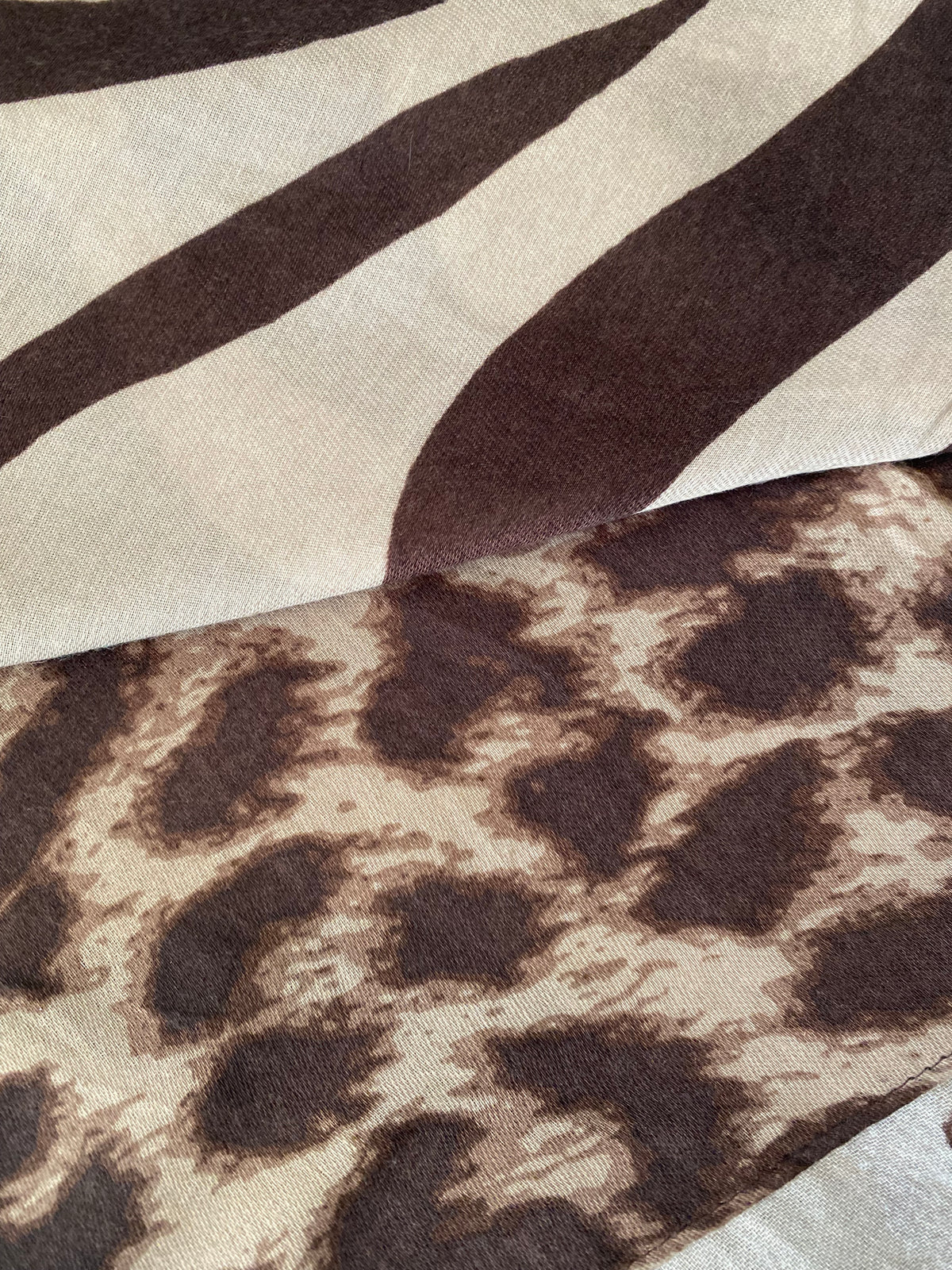 FOULARD 7 IMPRIME ZEBRE CAFE 100% VISCOSE