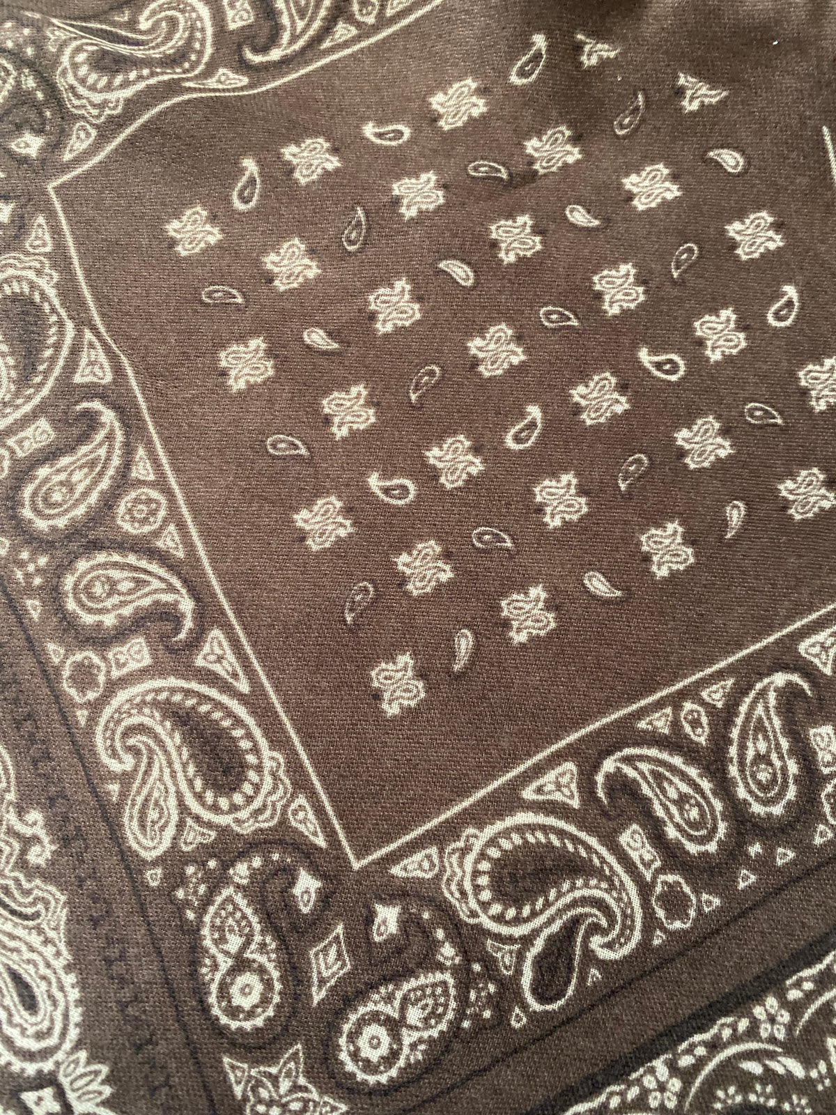 FOULARD 11 IMPRIME  100% VISCOSE  CAFE