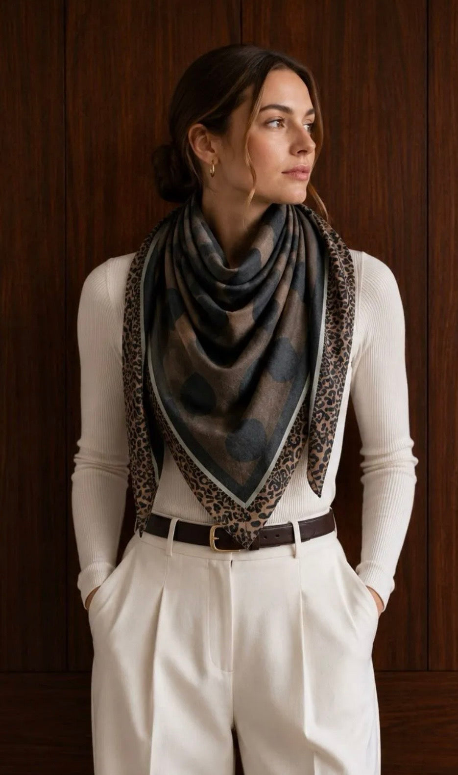 FOULARD TRIANGLE 12 100% VISCOSE  CAFE