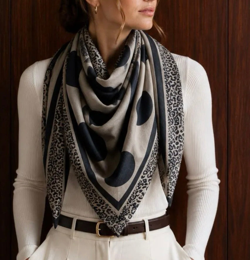 FOULARD TRIANGLE 13 100% VISCOSE  BEIGE