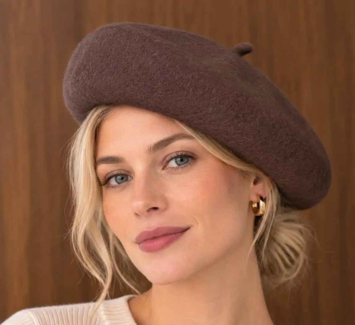 BERET LAINE  CAFE