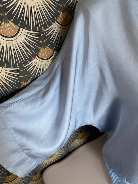 VESTE GILLETTA  BLEUE  SOIE   TAILLE UNIQUE 40/44