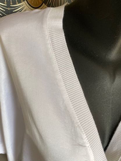 VESTE GILLETTA  BLANCHE  SOIE   TAILLE UNIQUE 40/44