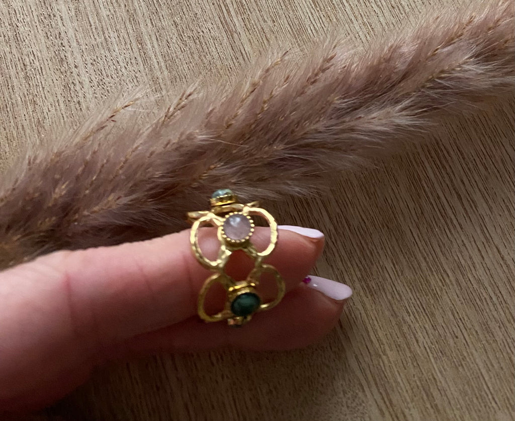 BAGUE FLEURS AVEC PIERRES NATURELLES  QUARTZ FRAISE