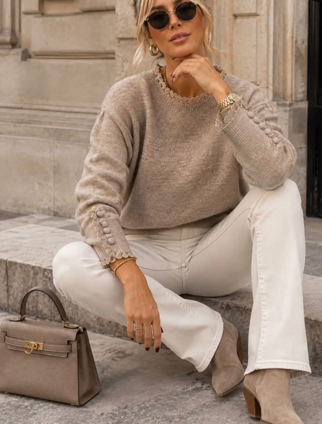 PULL ROMANCE BEIGE   TU 36/42 PETIT 44  DENTELLE ET BOUTONS