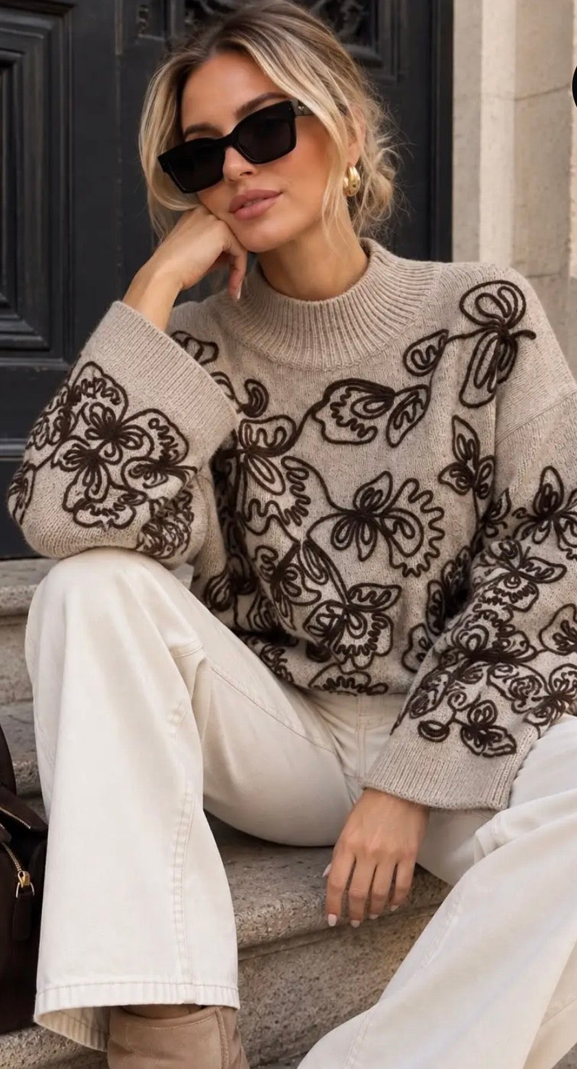 PULL SANDY  TAUPE AVEC BRODERIES CHOCO TU36/42