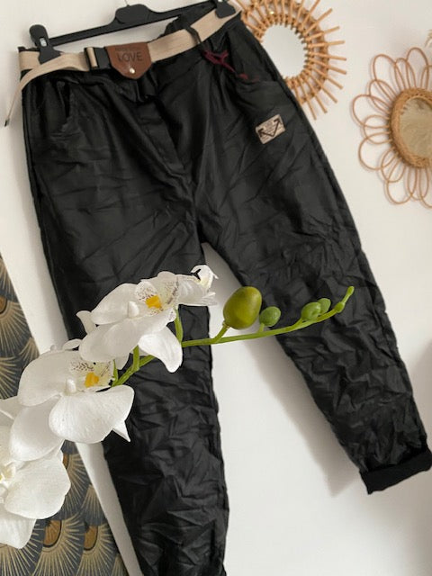 PANTALON HUILE NOIR   COLLECTION BELLE TAILLE  42/44