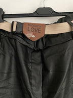 PANTALON HUILE NOIR   COLLECTION BELLE TAILLE  42/44