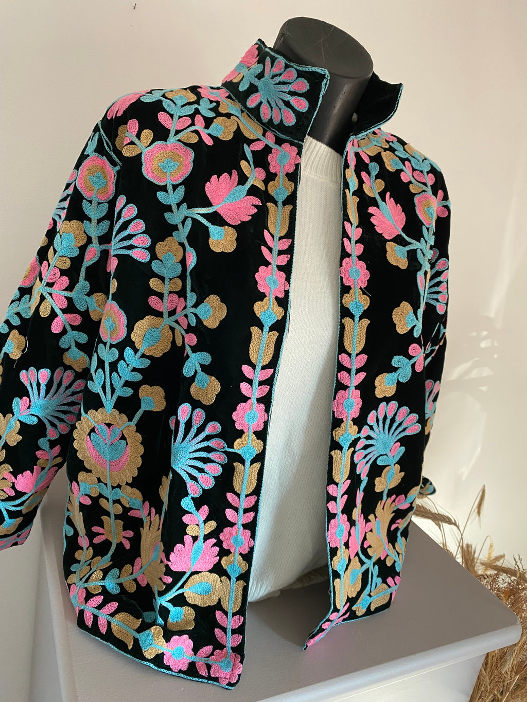 VESTE VELOURS BRODEE NOIRE   TU 36/42
