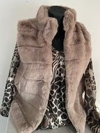GILET FAUSSE FOURURE TAUPE  TU 36/42 PETIT 44