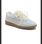 BASKETS A LACETS DENTELLE ET BIJOUX  BLEU CIEL   36/37/38/39/40/41