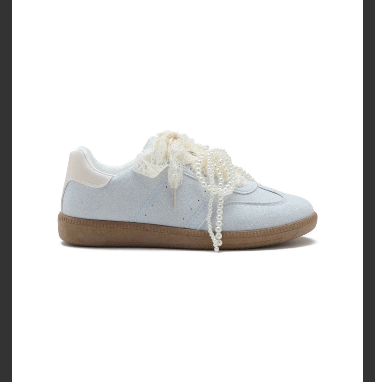 BASKETS A LACETS DENTELLE ET BIJOUX  BLEU CIEL   36/37/38/39/40/41