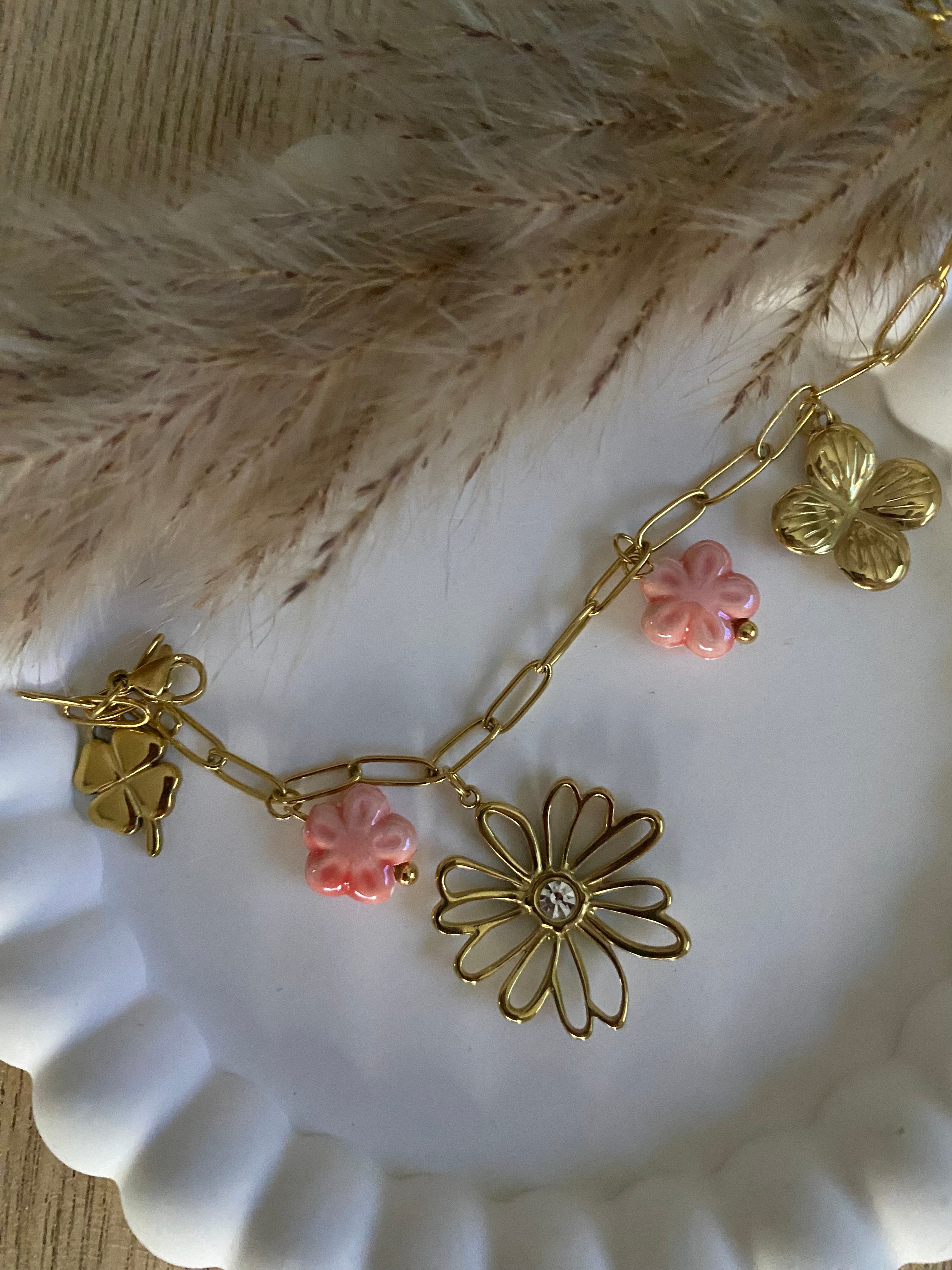 Bracelet breloques fleur rose acier inoxydable
