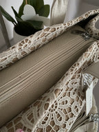 SAC CROCHET , CUIR ET STRASS TAUPE