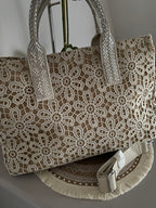 SAC CROCHET , CUIR ET STRASS TAUPE
